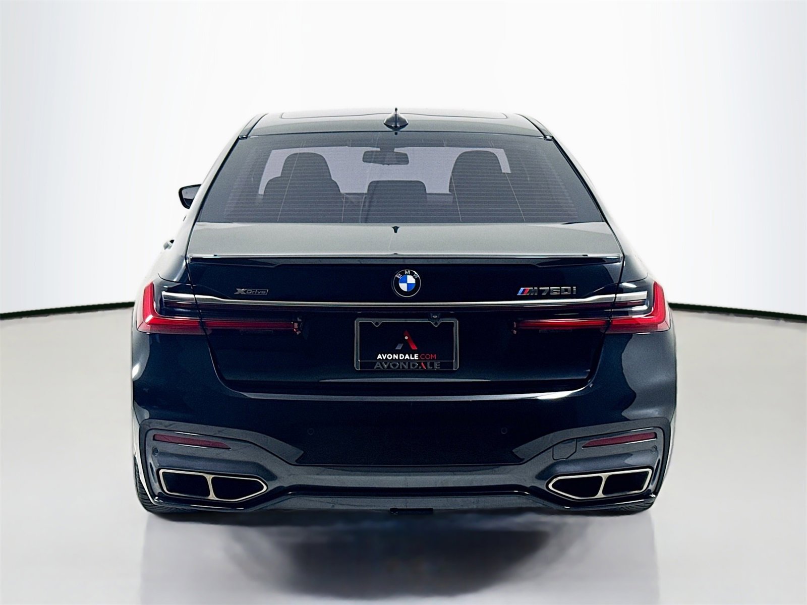 Used 2020 BMW M760i xDrive w/ Luxury Rear Seating Package image 6
