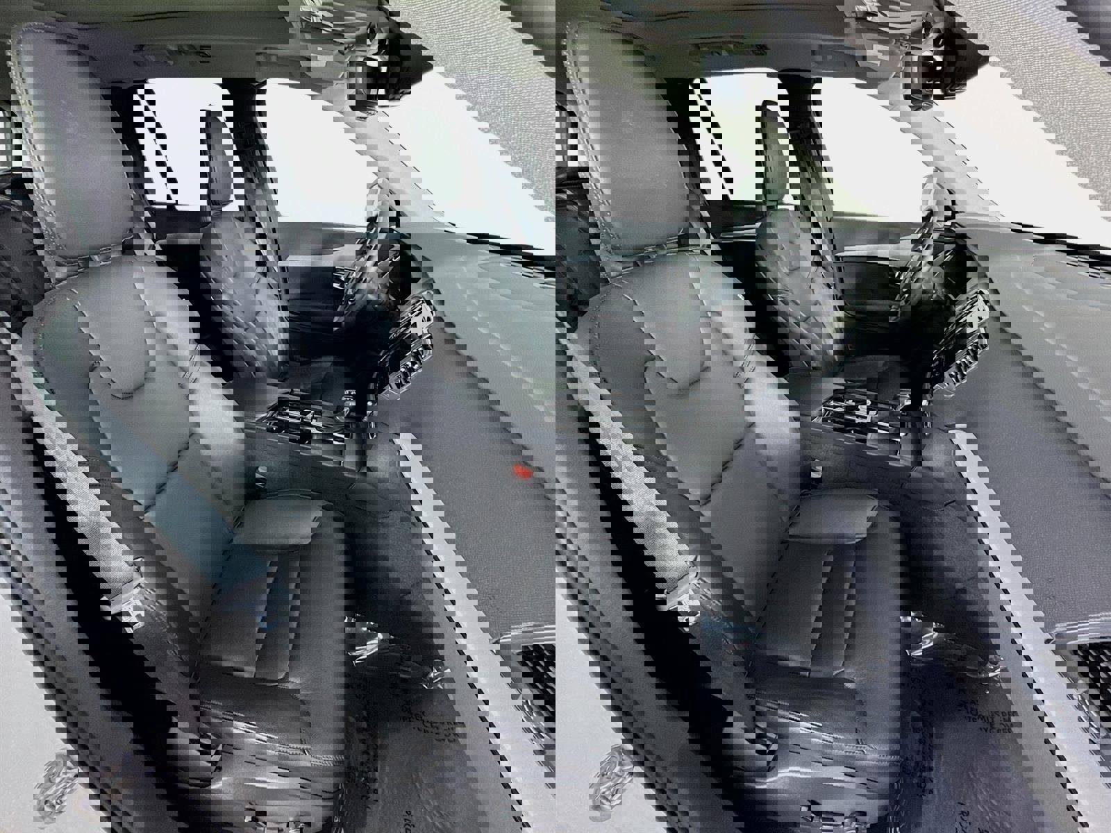 Used 2022 Volvo XC90 T5 Momentum image 30