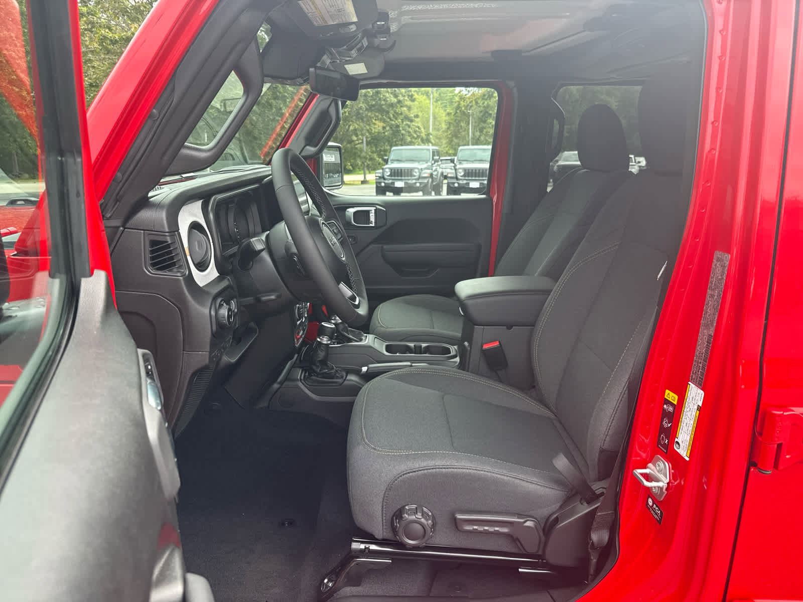 New 2025 Jeep Gladiator Sport image 9