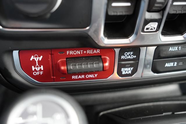 Certified 2025 Jeep Wrangler Unlimited Rubicon 4xe w/ Safety Group image 29