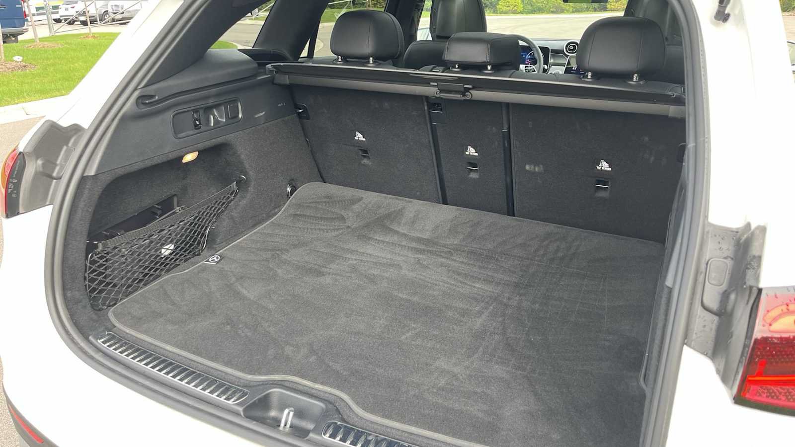 Used 2026 Mercedes-Benz GLC 300 4MATIC image 48
