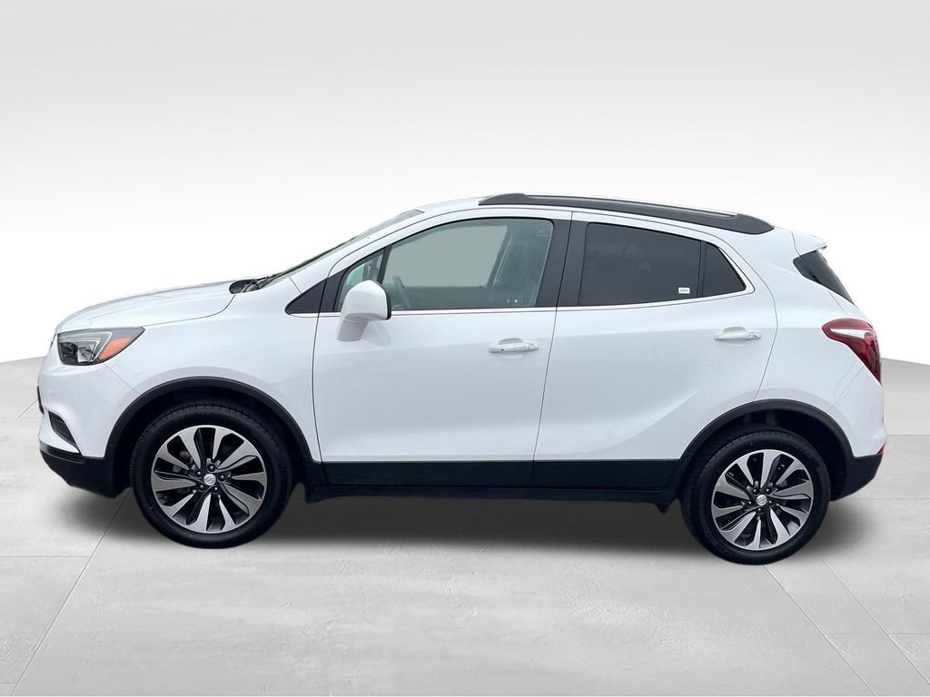 Used 2021 Buick Encore Preferred FWD image 2