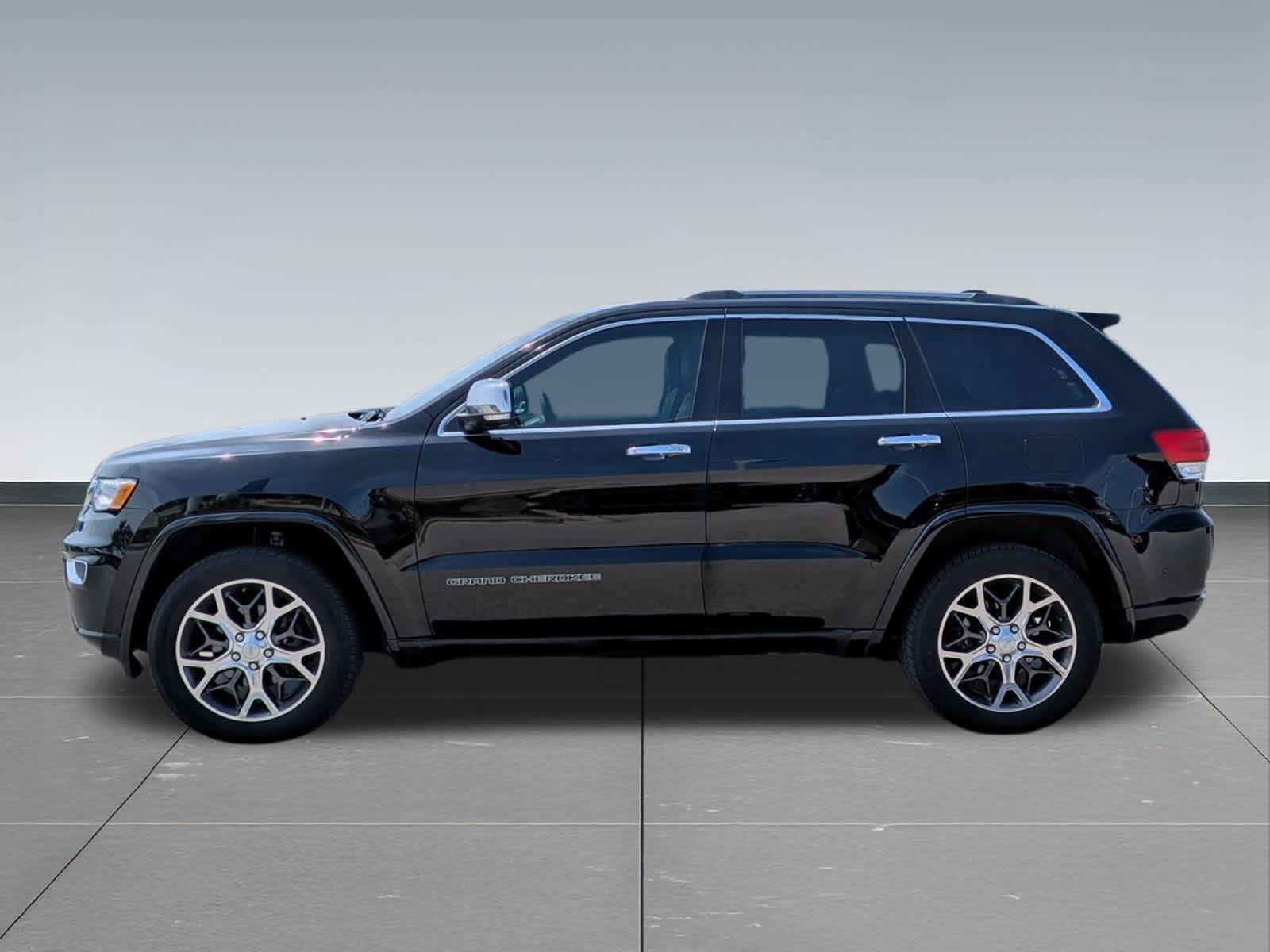 Used 2019 Jeep Grand Cherokee Overland AWD/4WD image 2