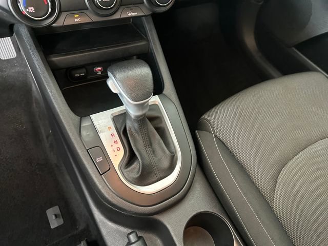 Used 2023 Kia Forte LXS image 19
