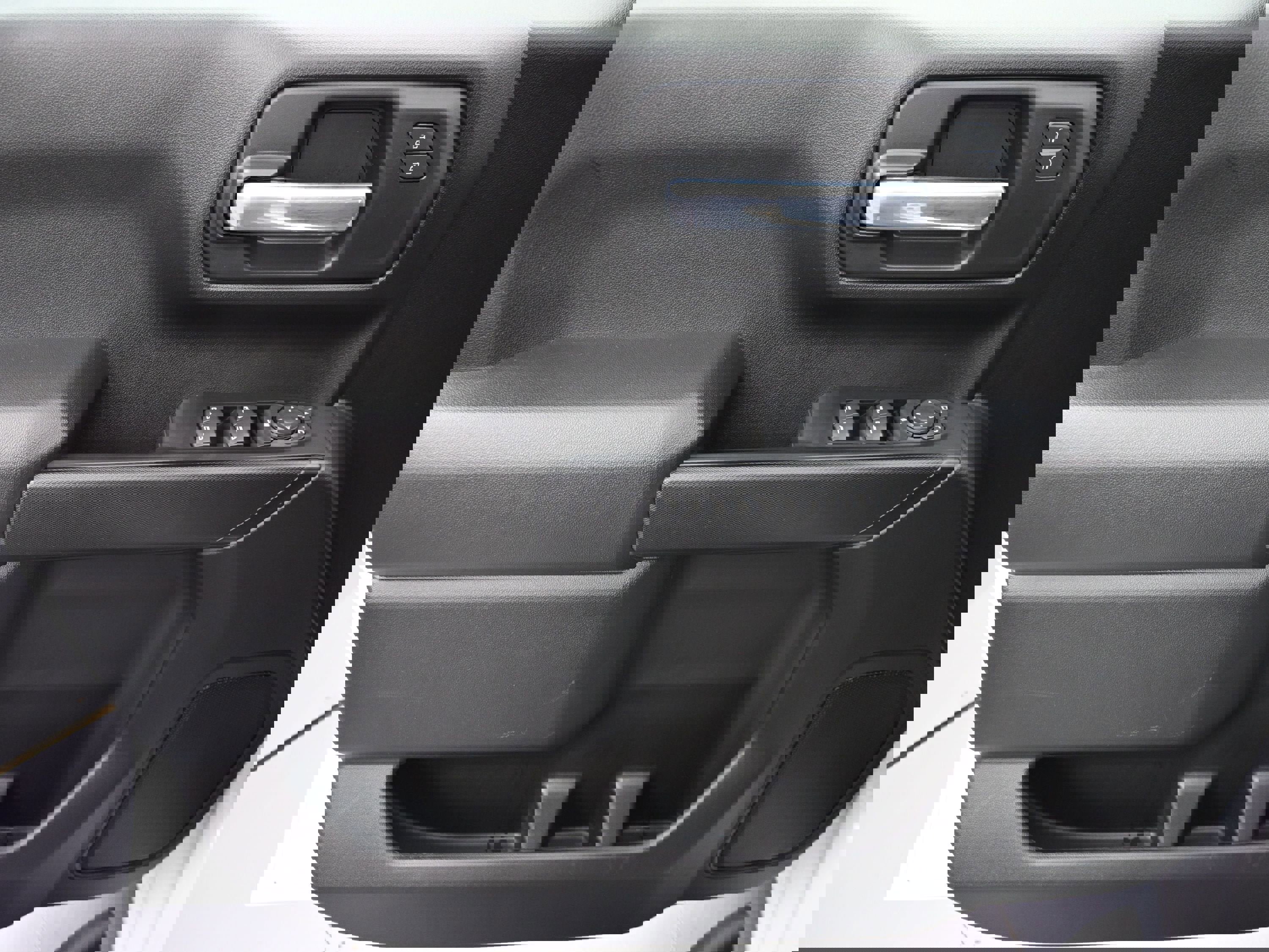 Certified 2023 Chevrolet Silverado 1500 Custom w/ Rally Edition image 21