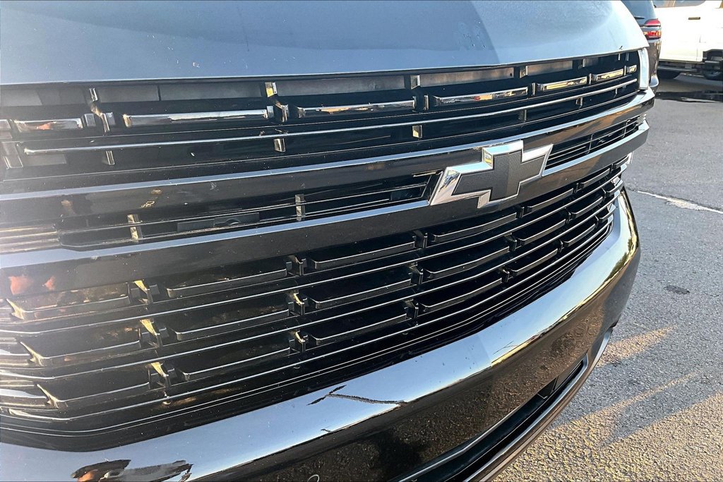 Used 2023 Chevrolet Tahoe RST AWD/4WD image 35