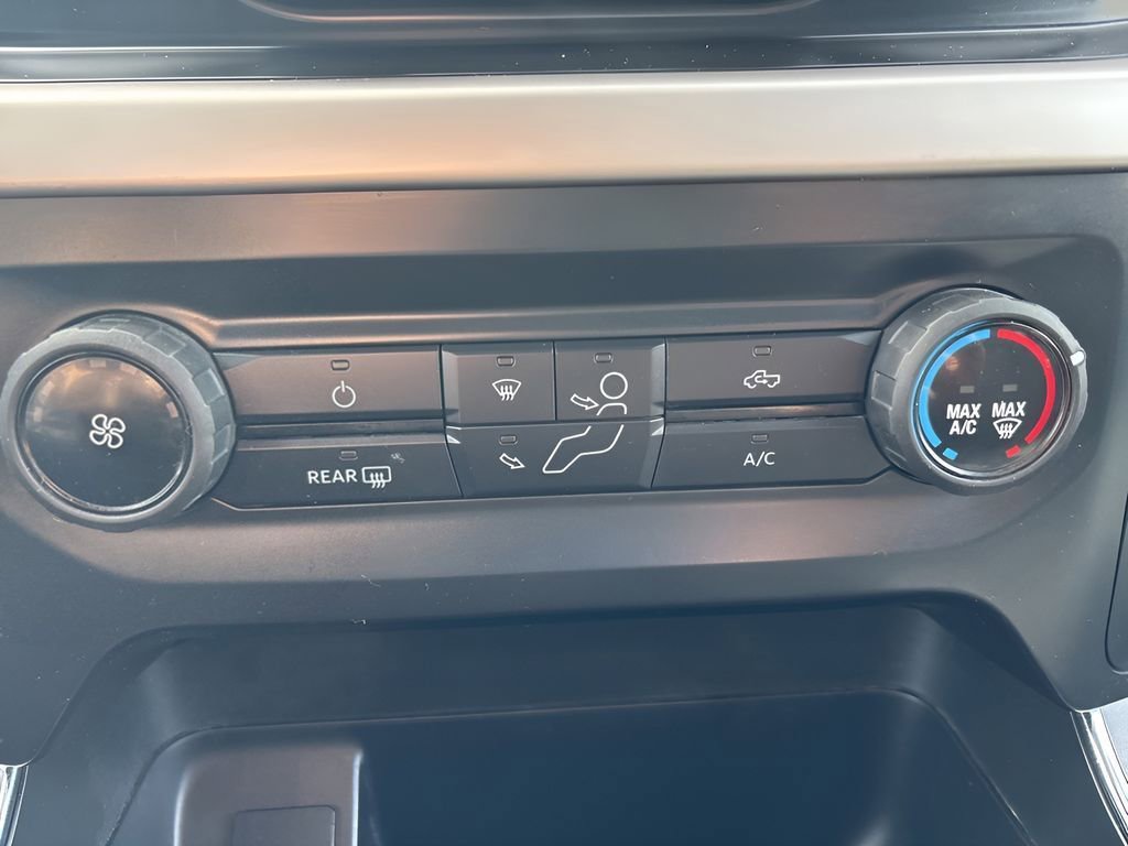 Used 2021 Ford F150 XLT image 32