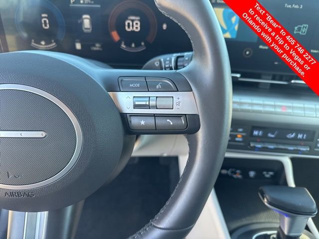 Used 2025 Hyundai Kona SEL image 18