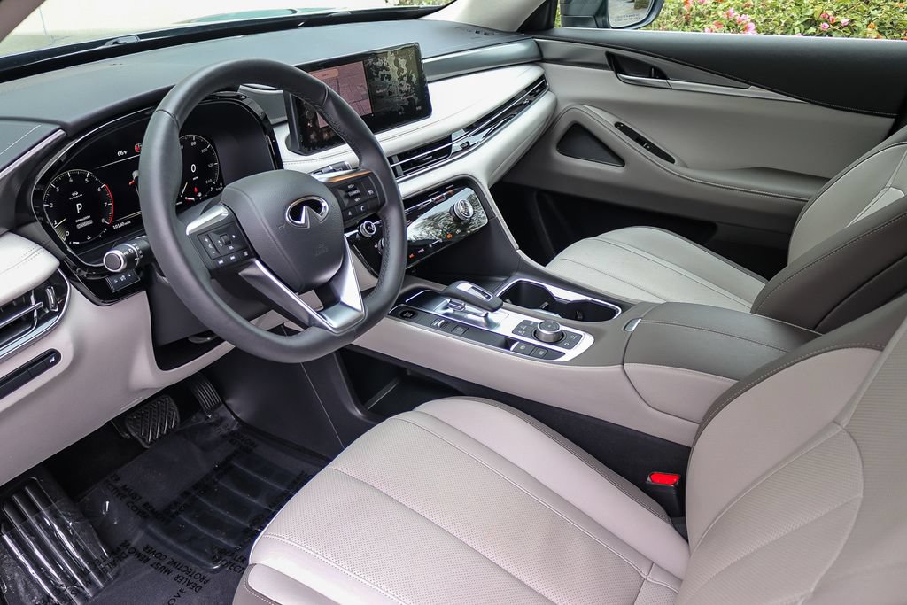 Certified 2026 INFINITI QX60 Pure w/ Cargo Package FWD image 17
