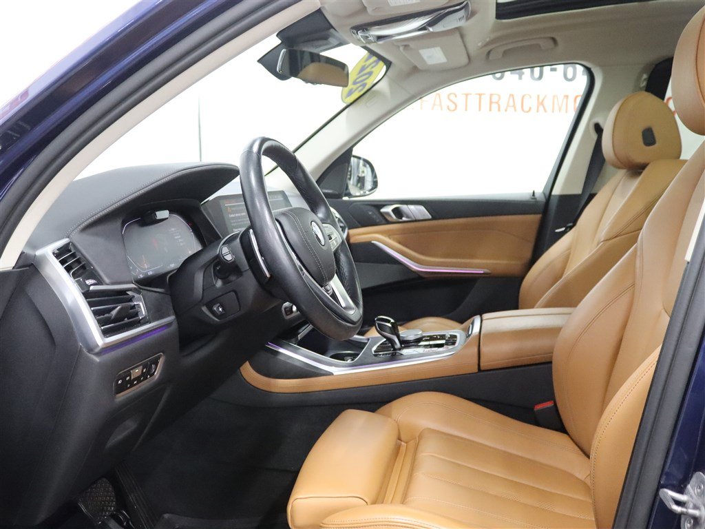 Used 2022 BMW X7 xDrive40i w/ Premium Package AWD/4WD image 9