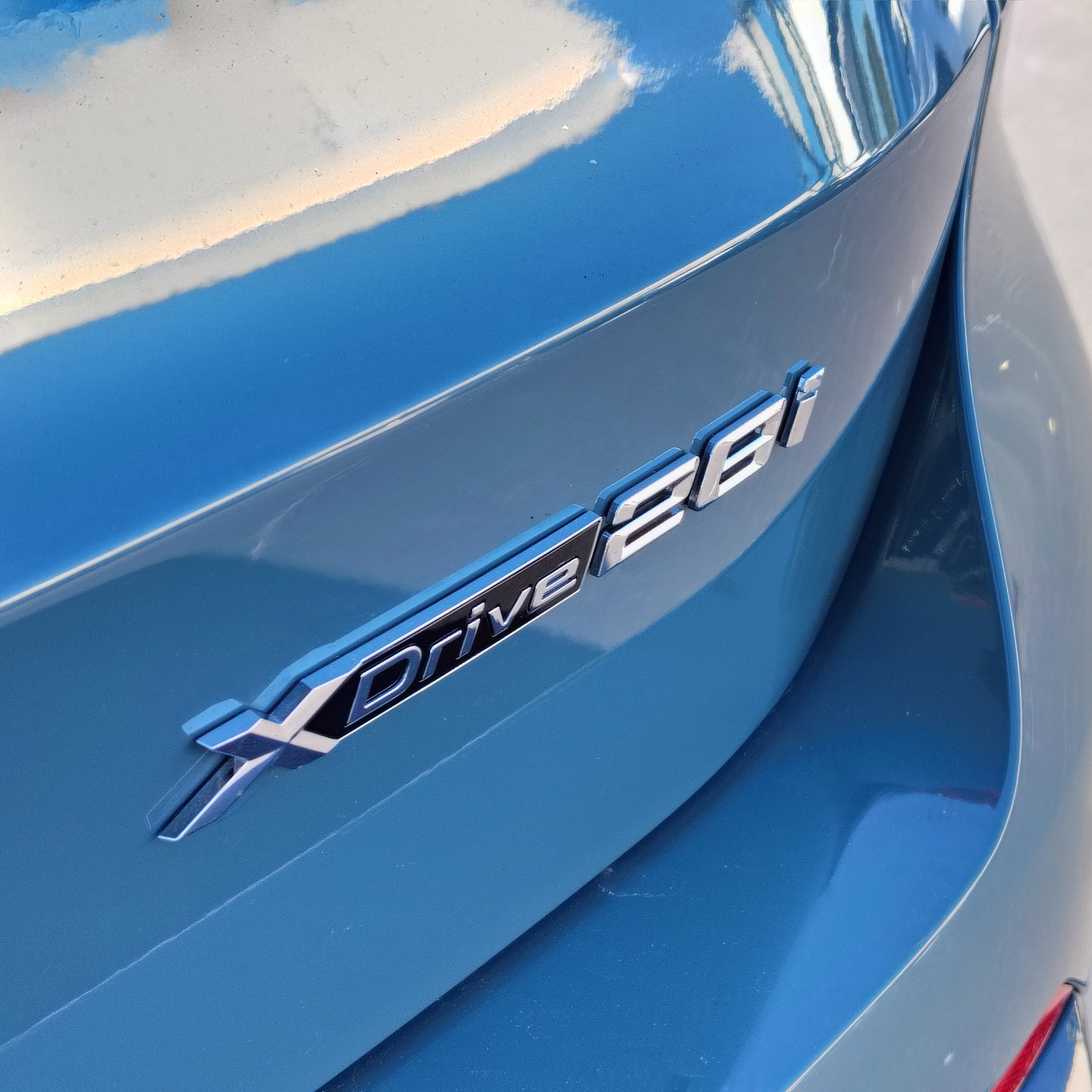 Used 2025 BMW X1 xDrive28i w/ Convenience Package image 6