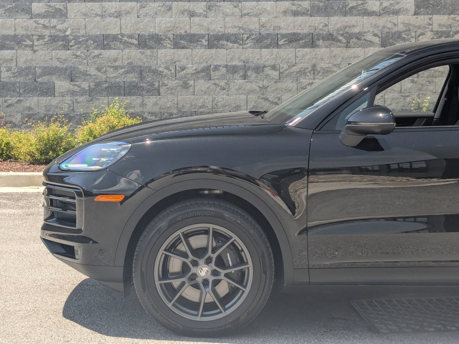 Used 2025 Porsche Cayenne image 11
