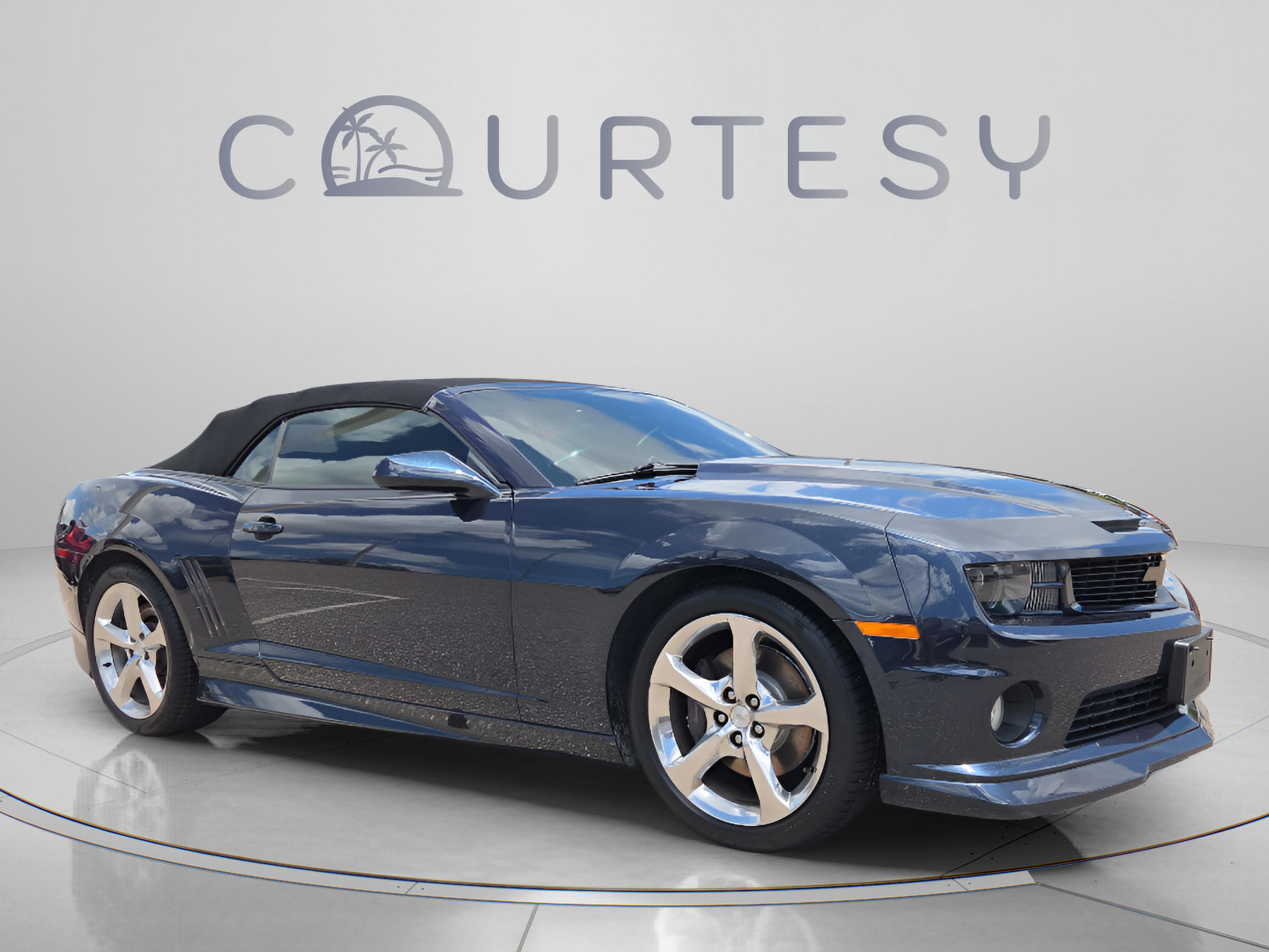 Used 2013 Chevrolet Camaro SS RWD image 7