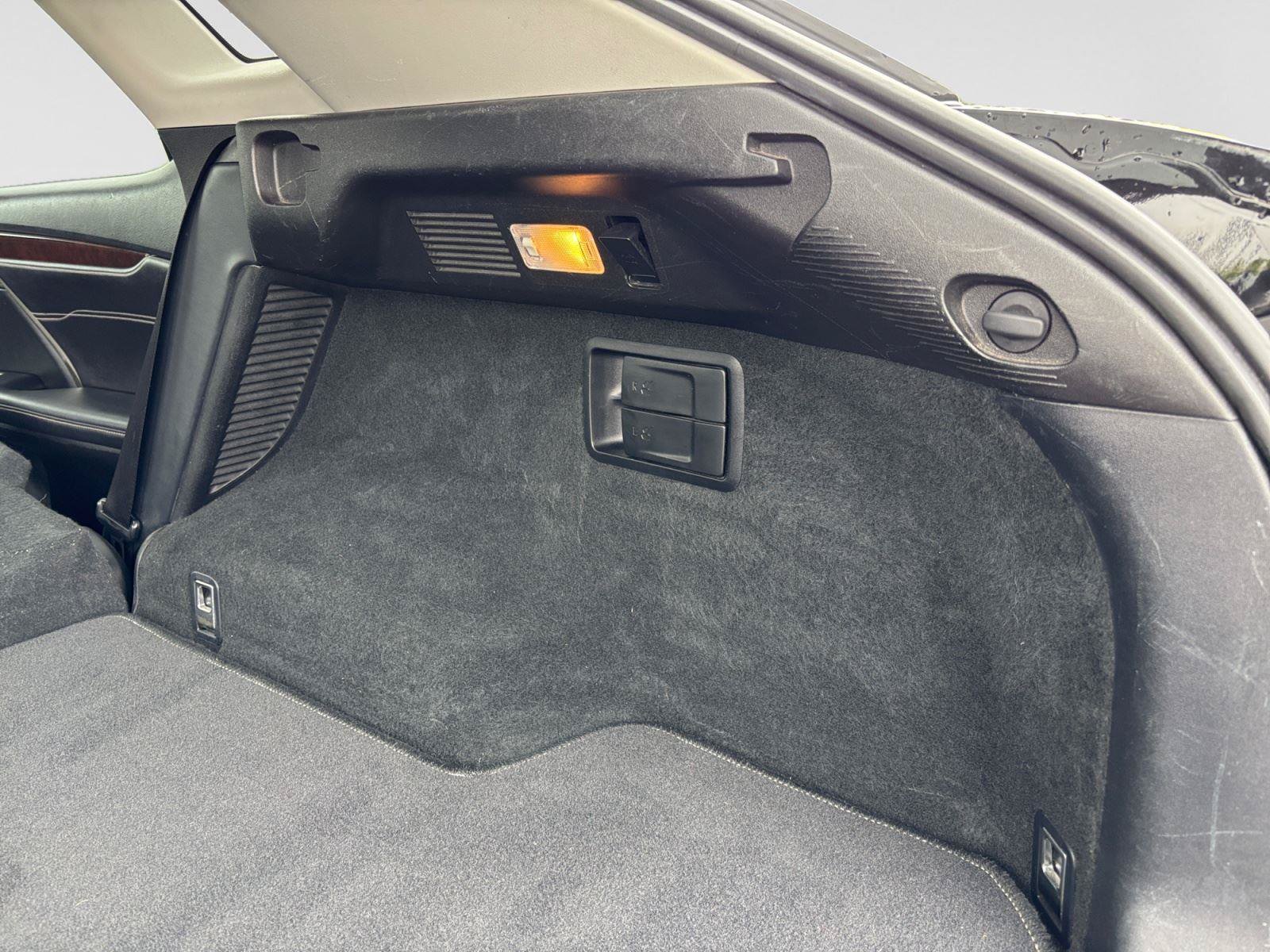 Used 2016 Lexus RX 450h AWD w/ Accessory Package image 43
