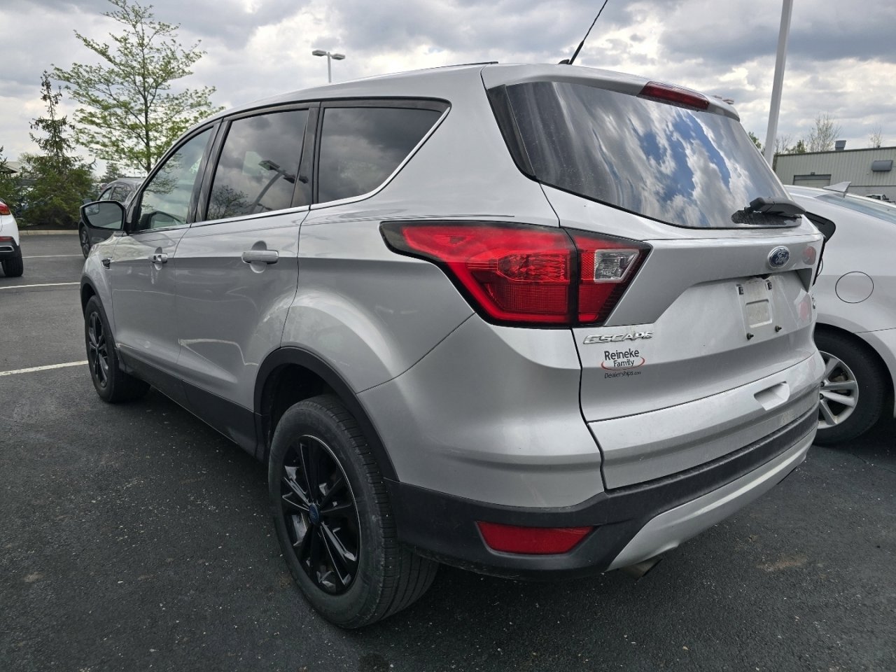 Used 2019 Ford Escape SE image 5