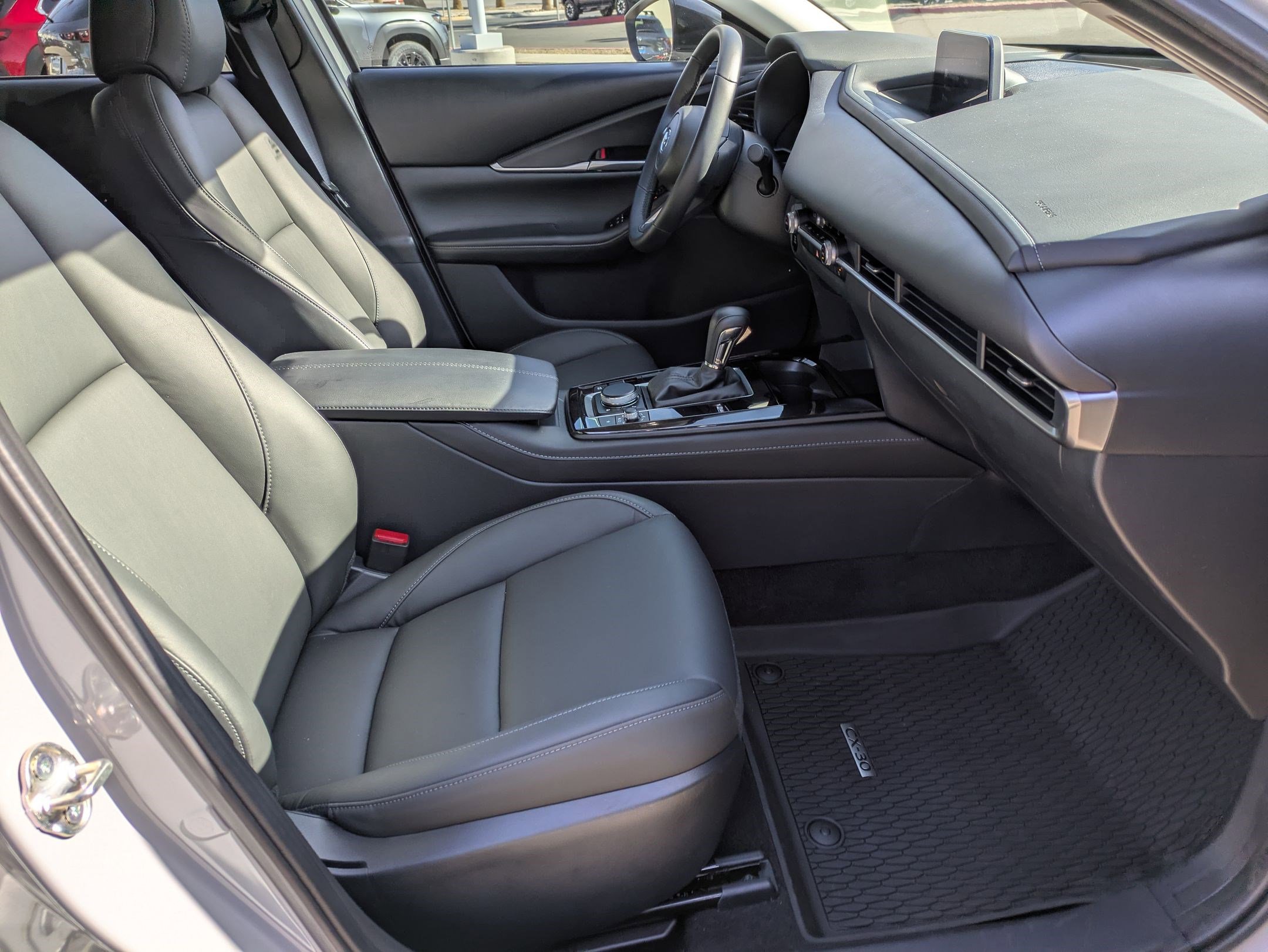 Certified 2025 MAZDA CX-30 AWD 2.5 S w/ Select Sport Pkg image 18