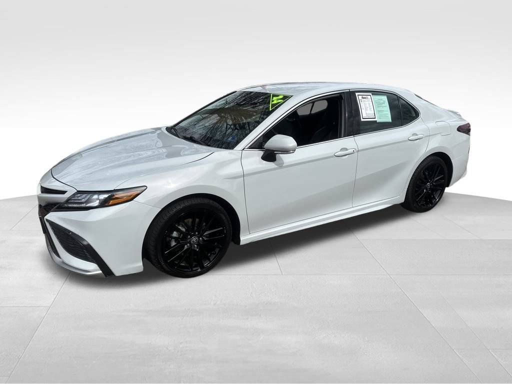 Used 2024 Toyota Camry XSE image 5
