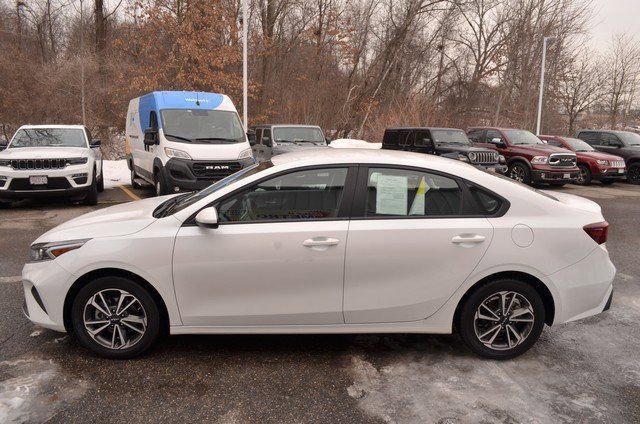 Used 2023 Kia Forte LXS image 5