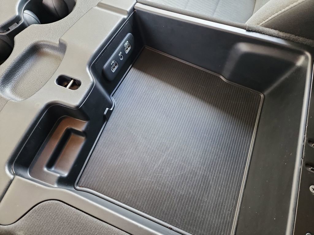 Used 2024 RAM 1500 Classic SLT RWD image 33