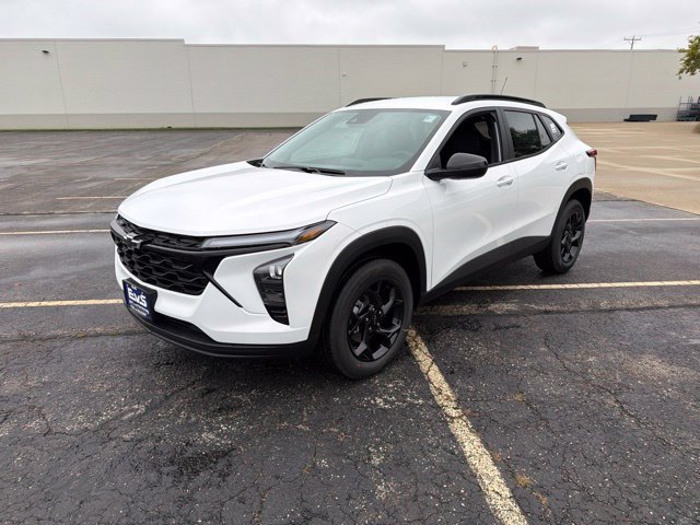 New 2026 Chevrolet Trax LT w/ Driver Confidence Package