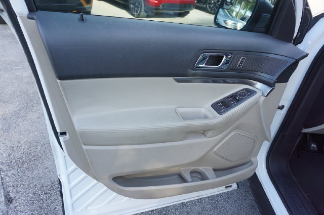 Used 2015 Ford Explorer FWD image 21