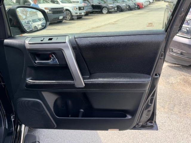 Used 2015 Toyota 4Runner Limited AWD/4WD image 37