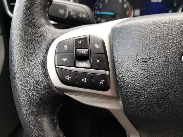 Used 2023 Ford Explorer XLT w/ Equipment Group 202A AWD/4WD image 26
