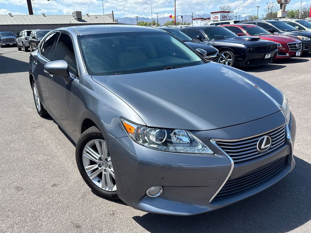Used 2015 Lexus ES 350 w/ Premium Package FWD image 1