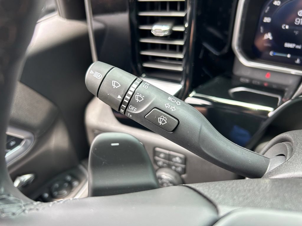Used 2026 Chevrolet Silverado 1500 High Country w/ LPO, Dark Essentials Package AWD/4WD image 58