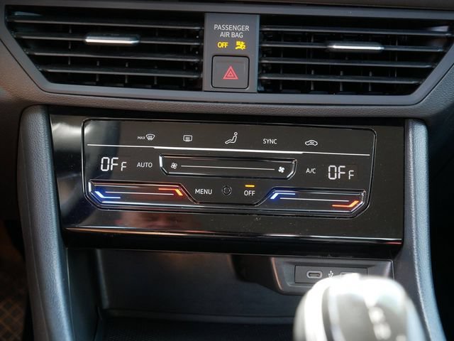 Certified 2025 Volkswagen Jetta S FWD image 31