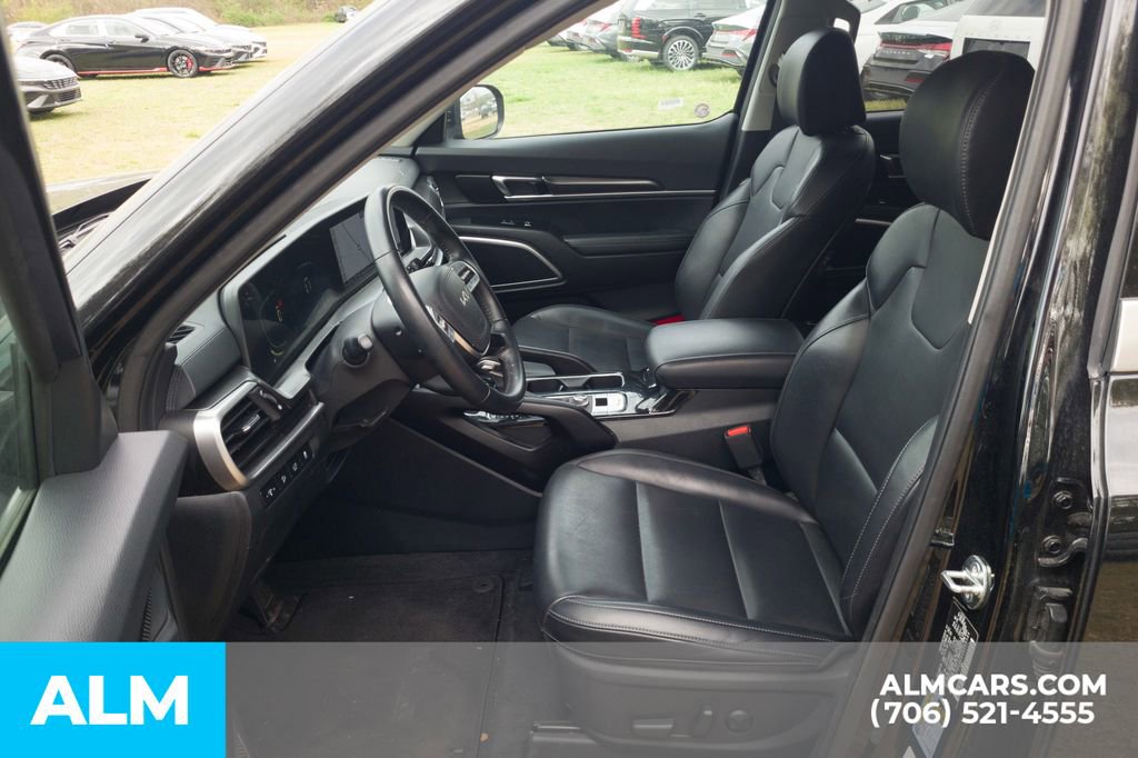 Used 2025 Kia Telluride S image 6