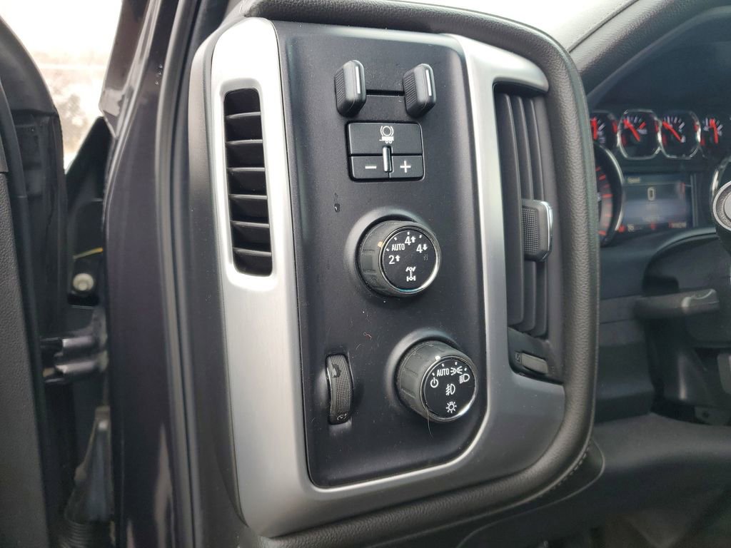 Used 2016 GMC Sierra 1500 SLE w/ SLE Value Package image 12