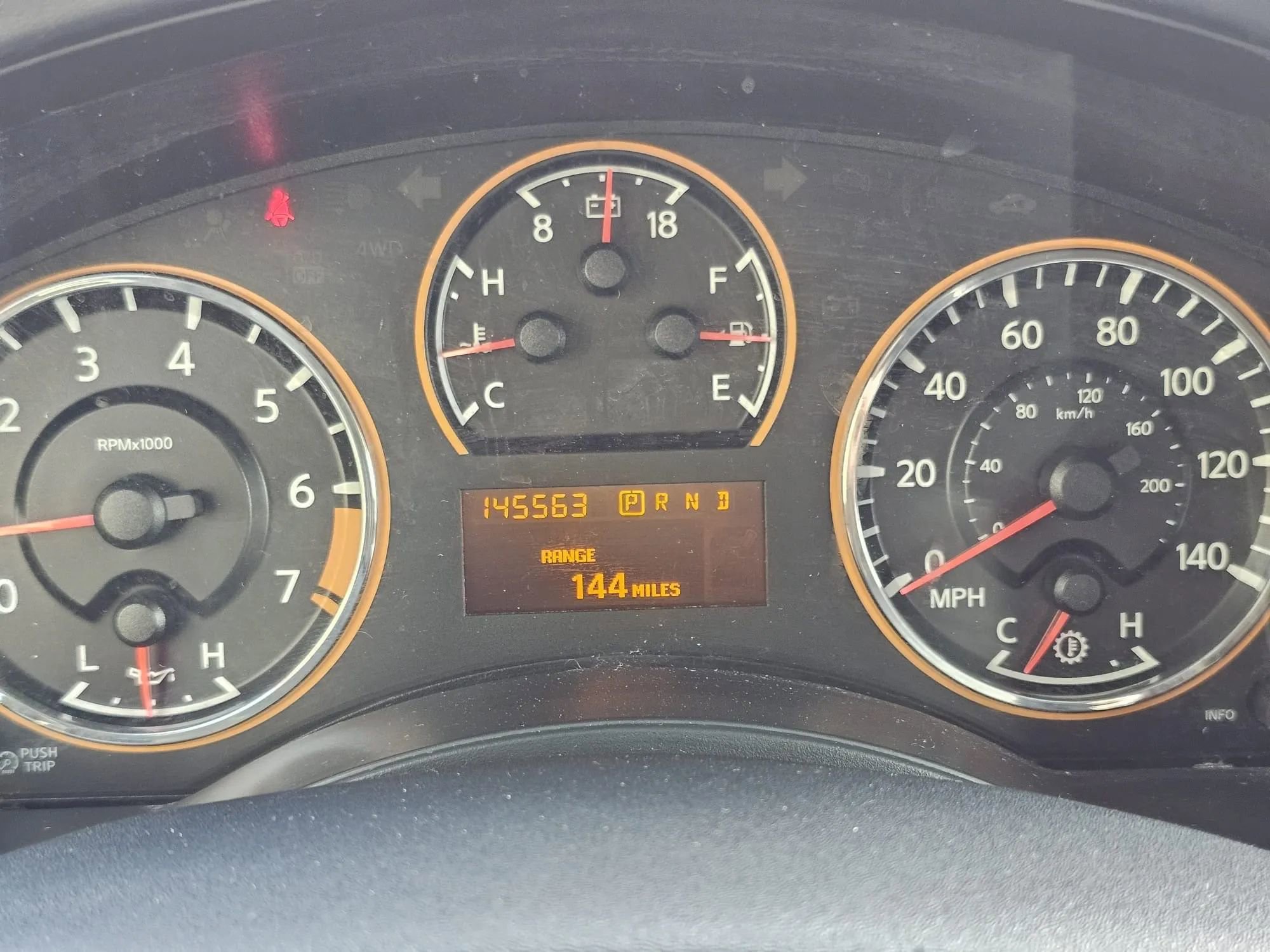 Used 2015 Nissan Armada SL image 22