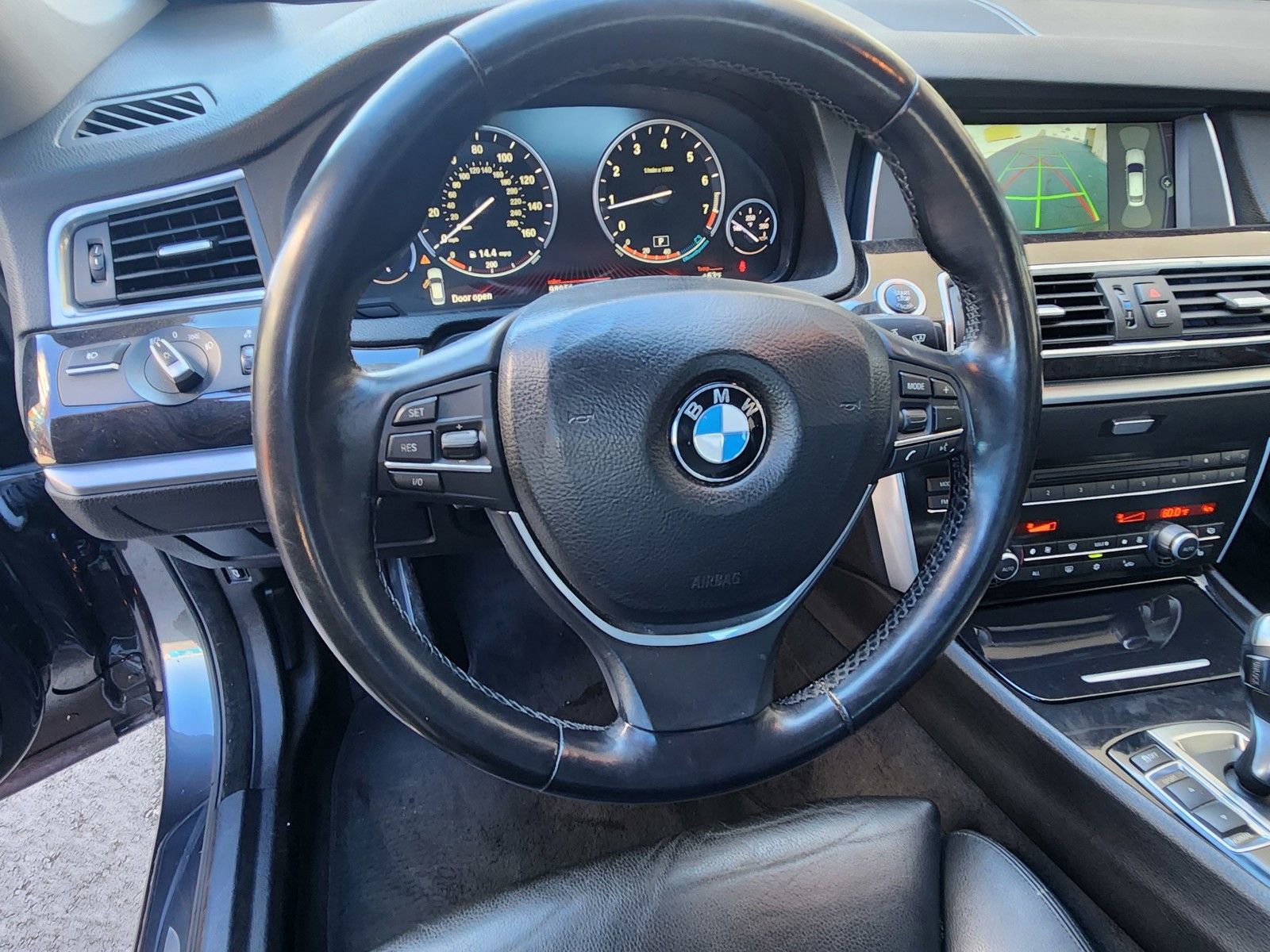 Used 2011 BMW 550i Gran Turismo image 11