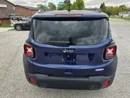 Used 2018 Jeep Renegade Latitude image 7