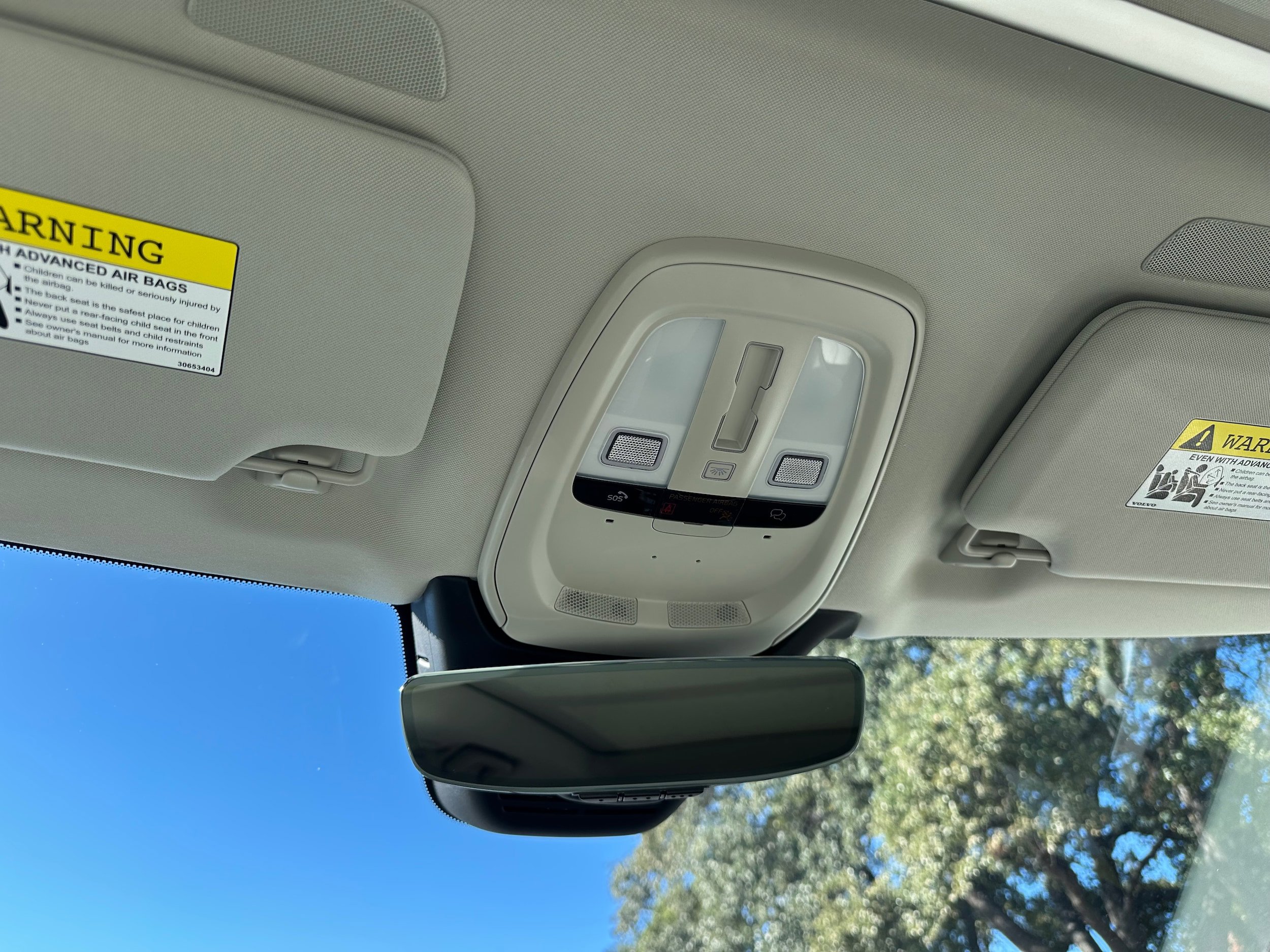 New 2026 Volvo XC90 B6 Ultra w/ Protection Package image 17