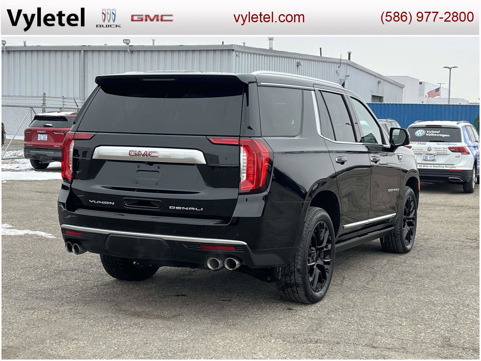 Used 2023 GMC Yukon Denali image 3