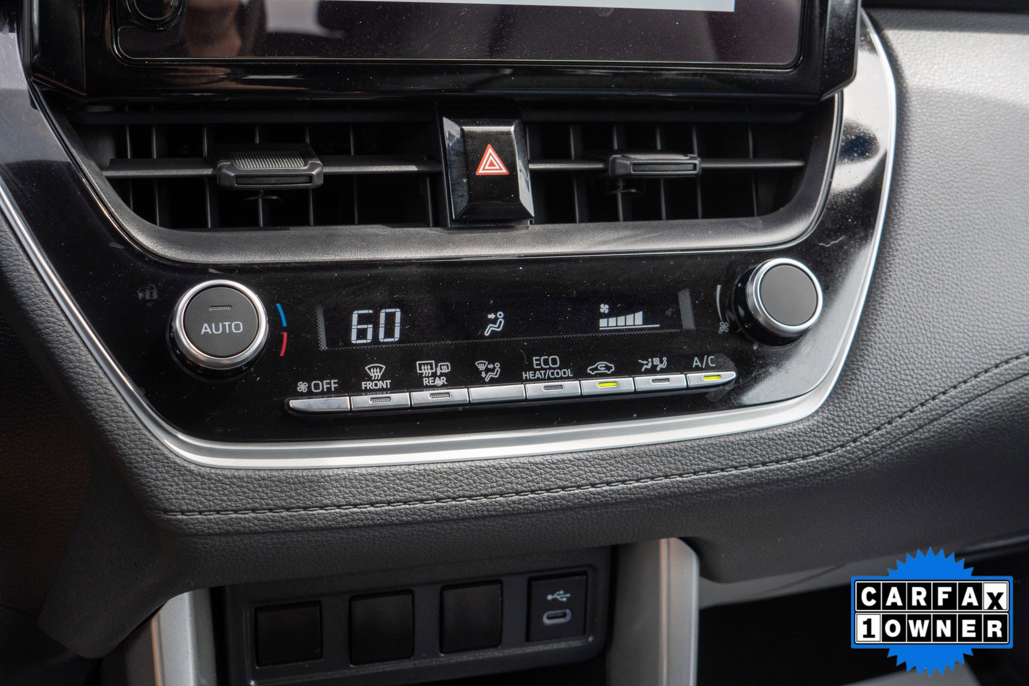 Used 2023 Toyota Corolla Cross AWD Hybrid image 19