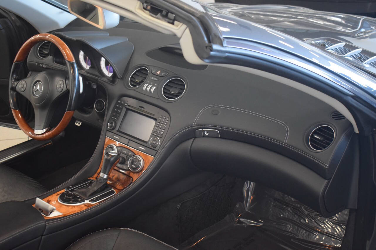 Used 2012 Mercedes-Benz SL 550 image 42