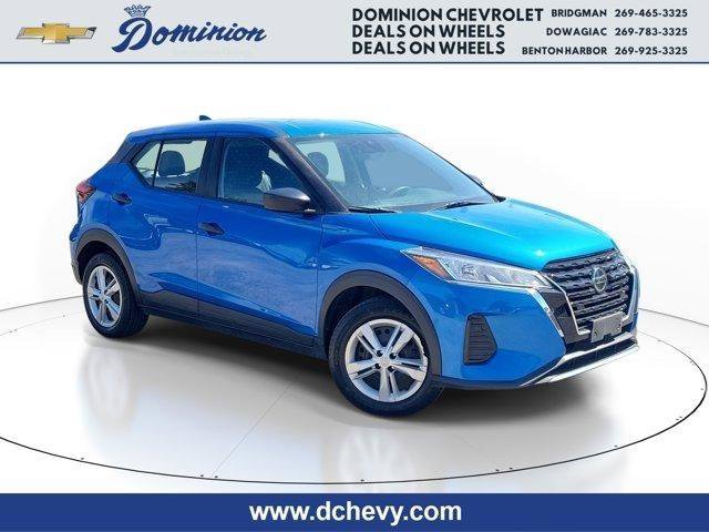 Used 2021 Nissan Kicks S FWD image 1
