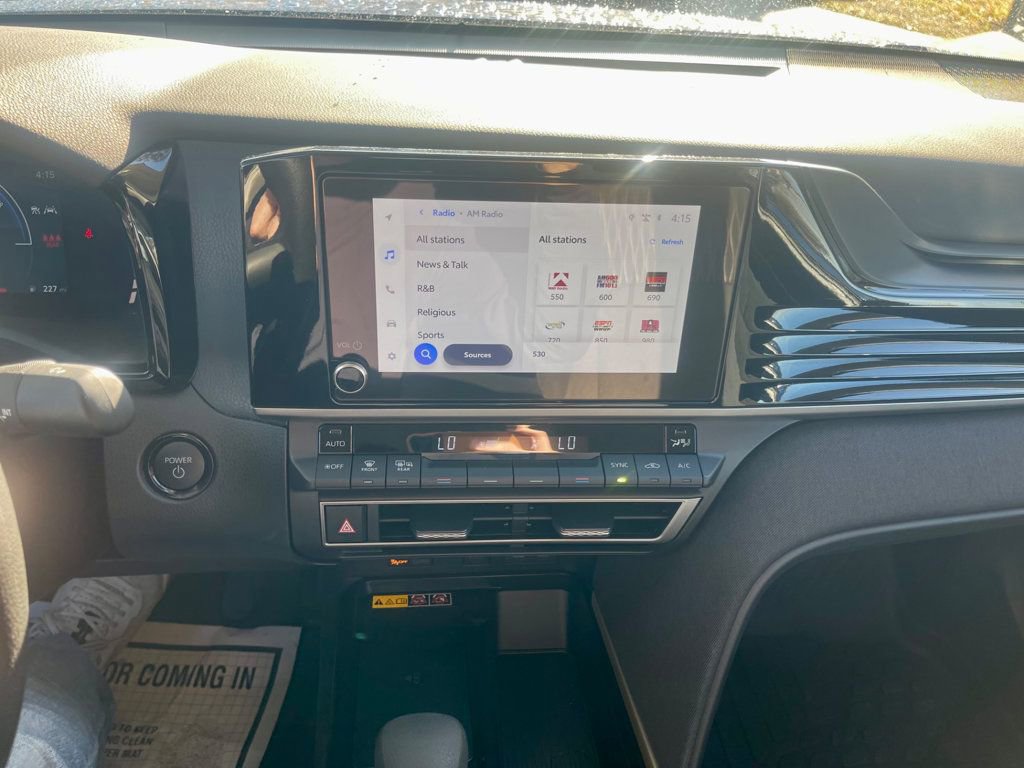 Used 2026 Toyota Camry LE image 15