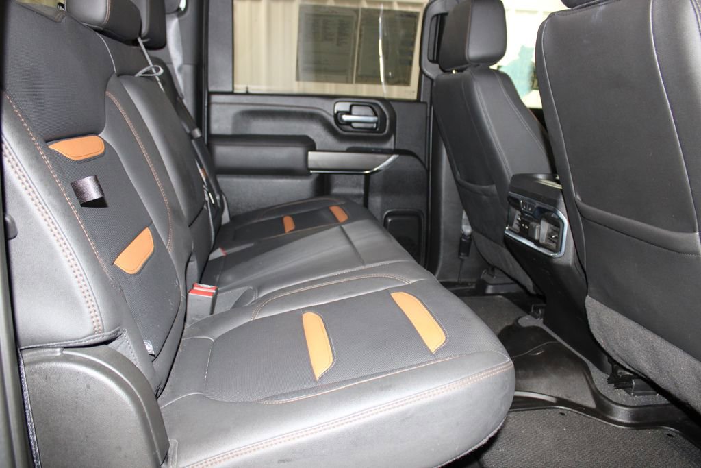 Used 2022 GMC Sierra 2500 AT4 image 36