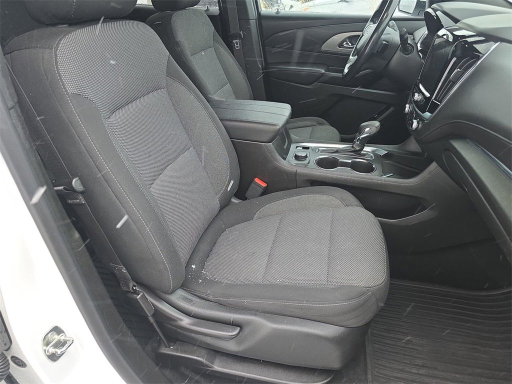 Certified 2022 Chevrolet Traverse LT w/ Midnight/Sport Edition image 29
