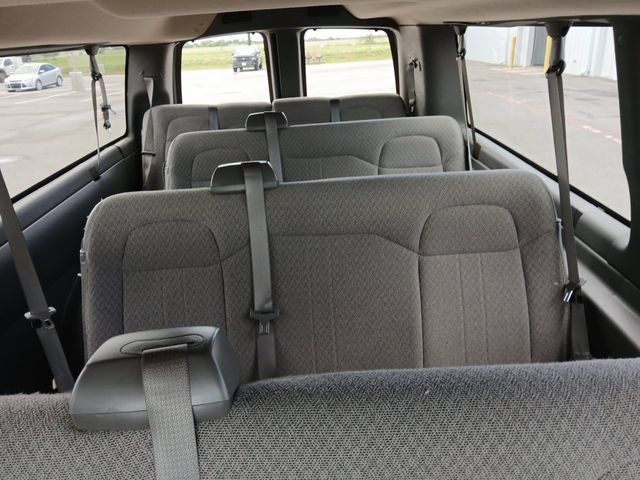 Used 2025 Chevrolet Express 3500 LT w/ LT Preferred Equipment Group RWD image 24