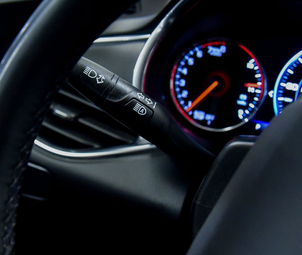 Used 2024 Chevrolet Malibu LT FWD image 28