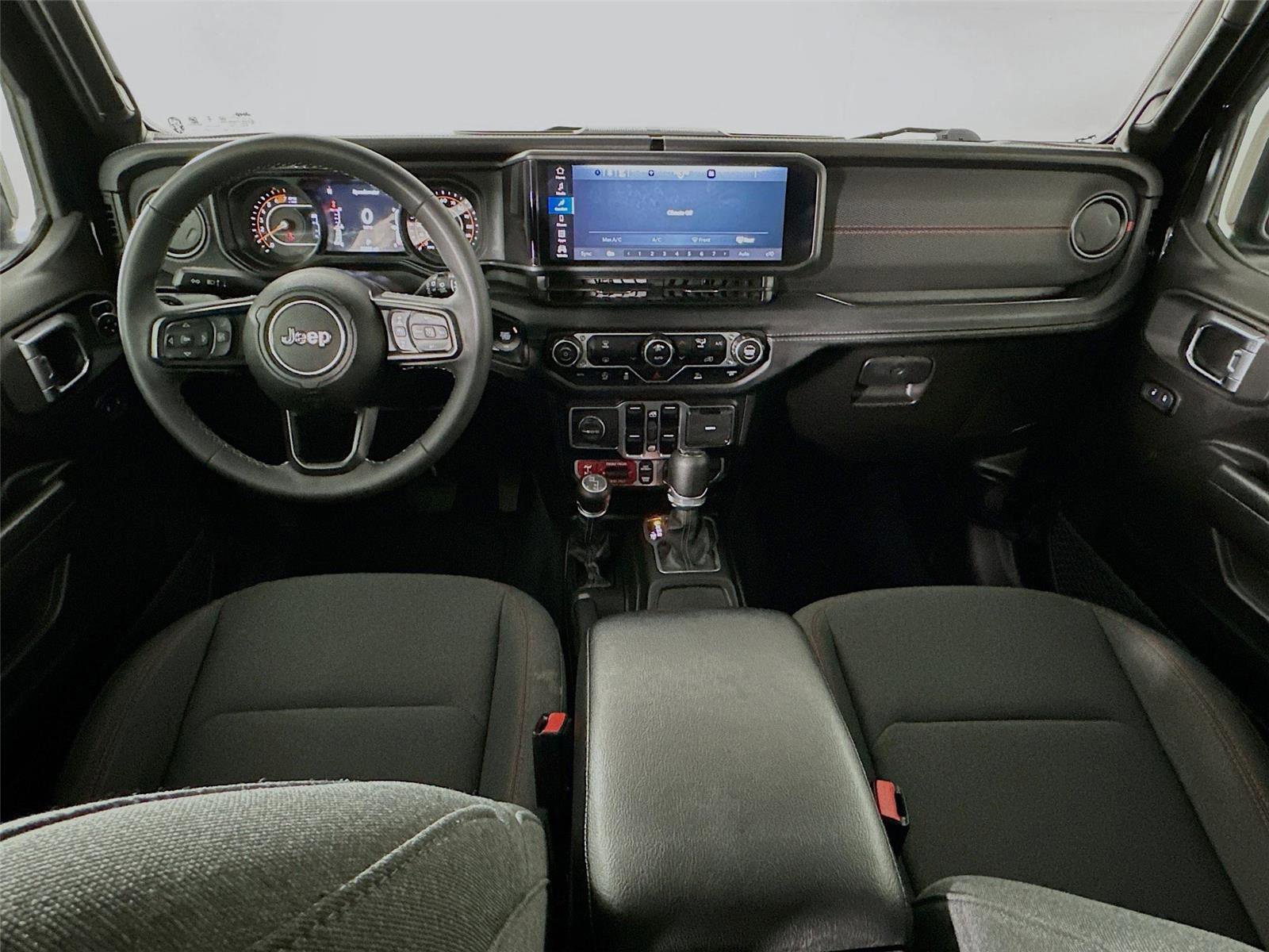 Used 2025 Jeep Wrangler Unlimited Rubicon image 29