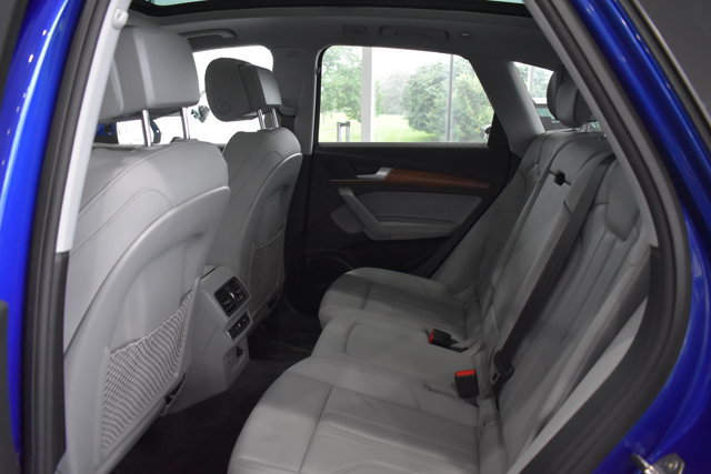 Used 2024 Audi Q5 e Premium Plus w/ Premium Plus Package AWD/4WD image 22