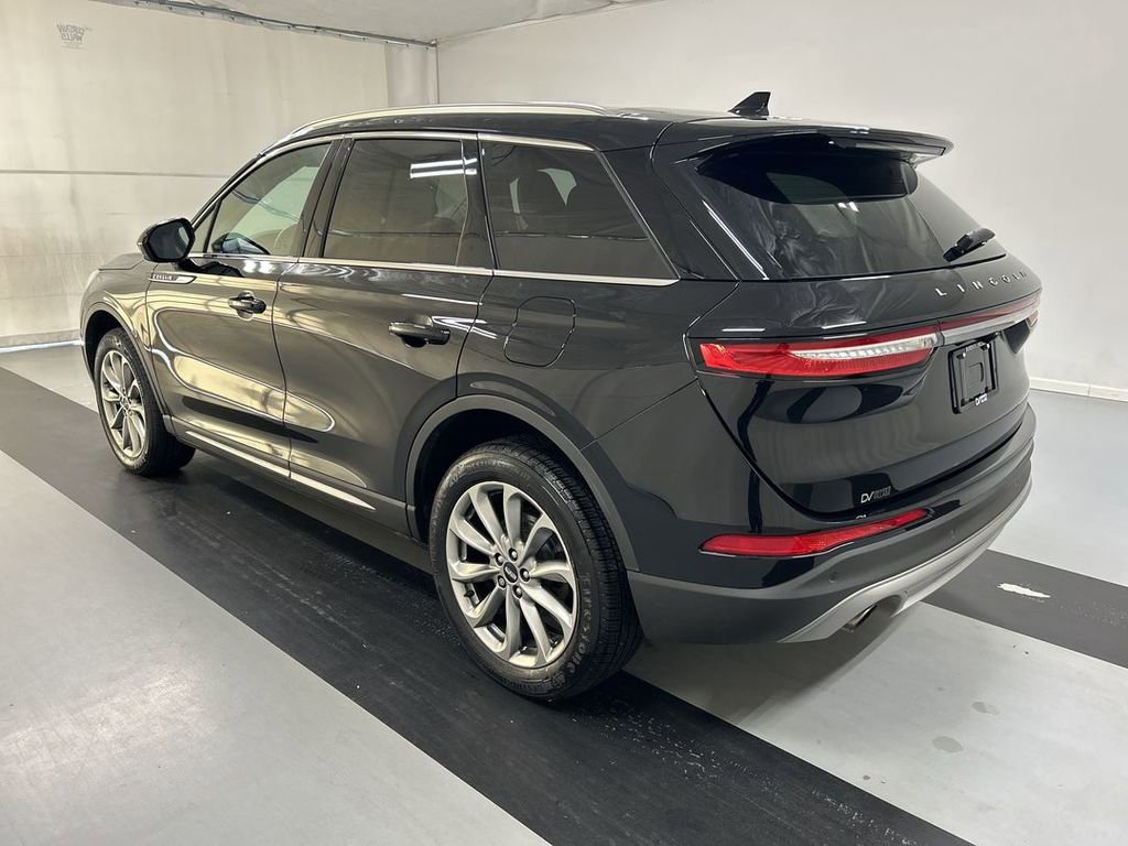 Used 2022 Lincoln Corsair Standard w/ Premium Package image 6