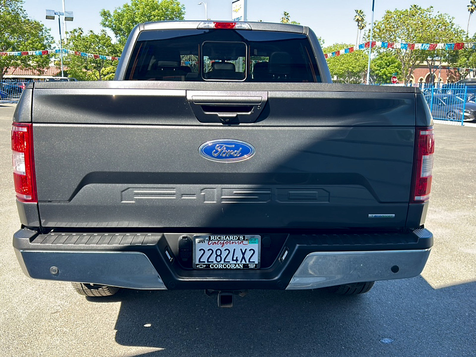 Used 2019 Ford F150 Lariat w/ Max Trailer Tow Package AWD/4WD image 9