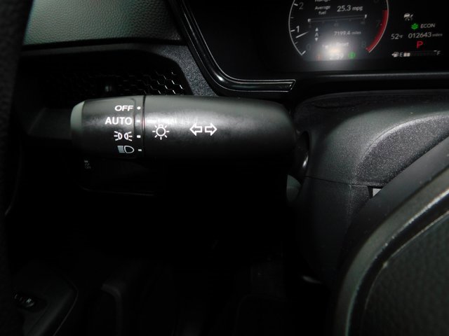 Used 2025 Honda CR-V LX image 28